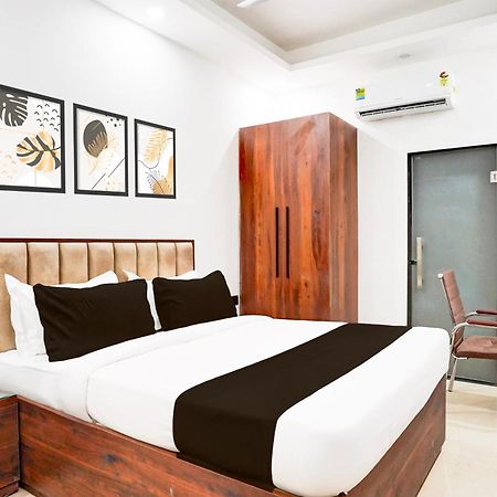 Super Collection O 63 A Noida 호텔 외부 사진